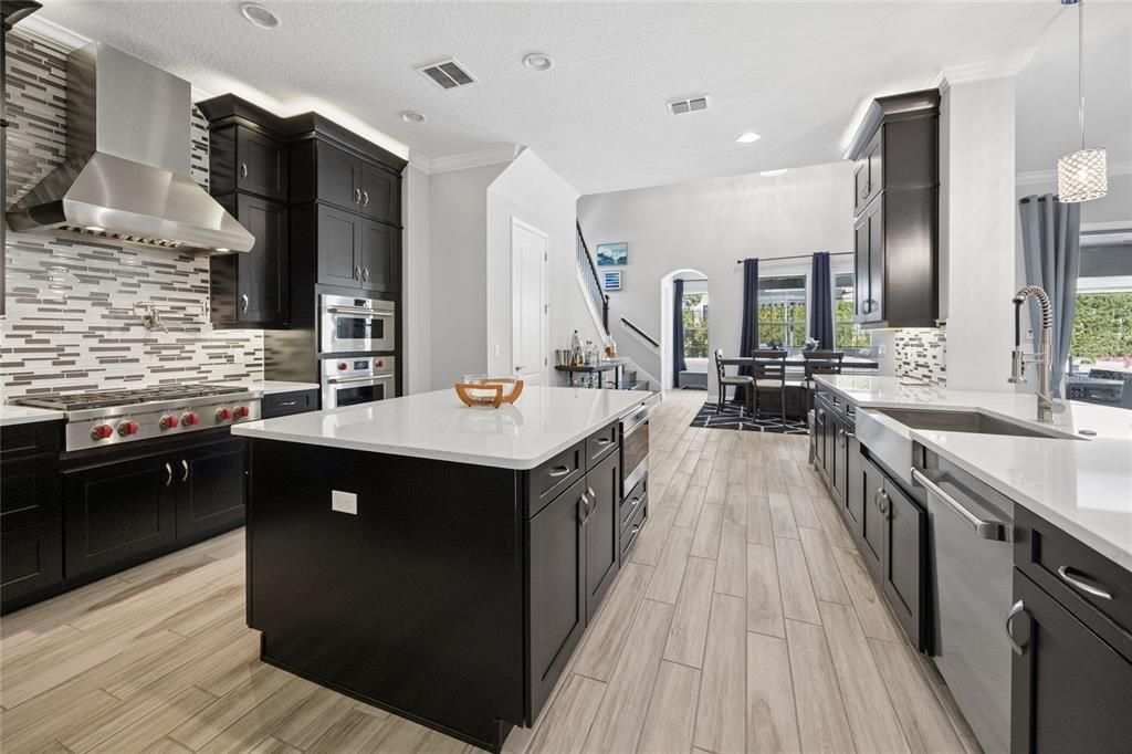 En Venta: $2,290,000 (5 camas, 6 baños, 5448 Pies cuadrados)