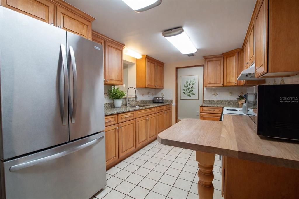 For Sale: $439,900 (4 beds, 2 baths, 1813 Square Feet)