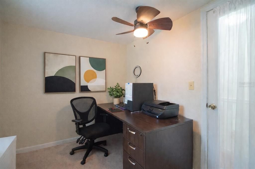 For Sale: $439,900 (4 beds, 2 baths, 1813 Square Feet)