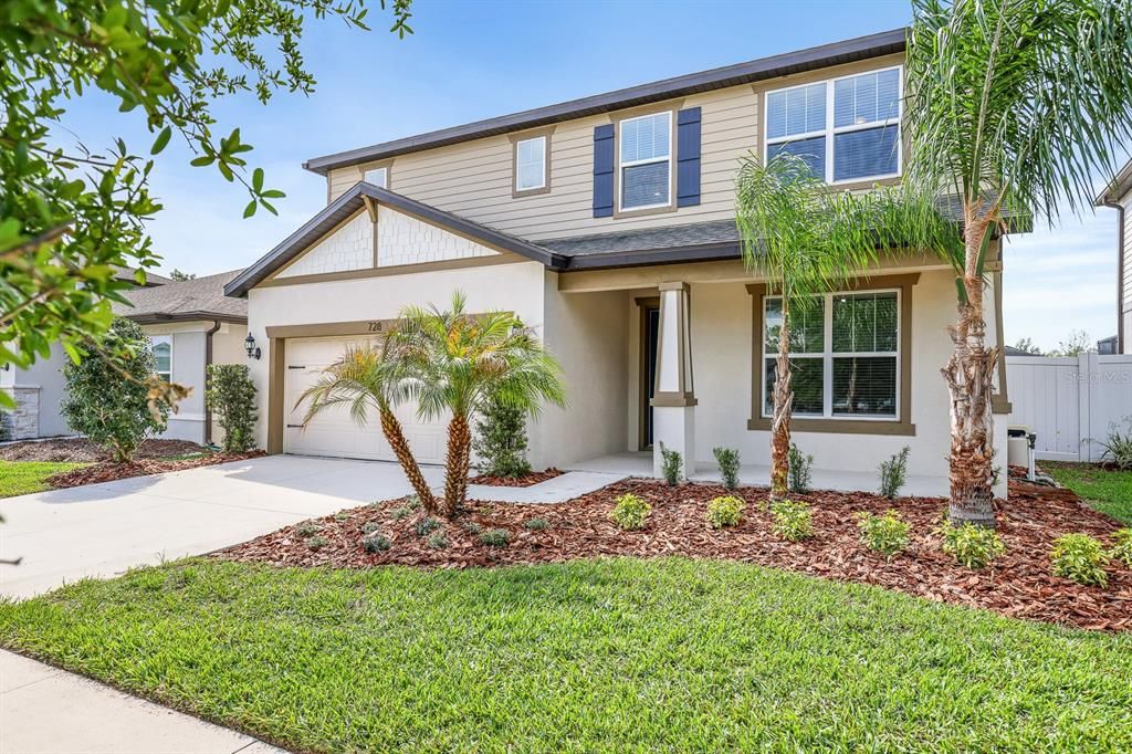 For Sale: $429,900 (4 beds, 2 baths, 2416 Square Feet)