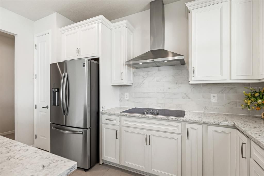 For Sale: $429,900 (4 beds, 2 baths, 2416 Square Feet)