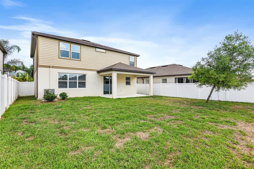 For Sale: $429,900 (4 beds, 2 baths, 2416 Square Feet)