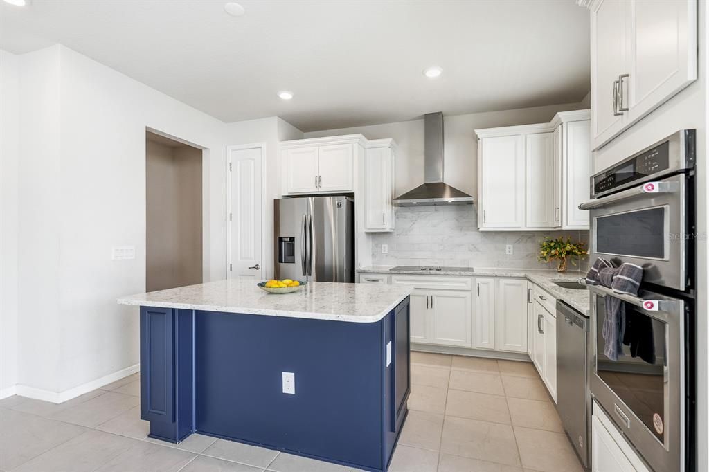 For Sale: $429,900 (4 beds, 2 baths, 2416 Square Feet)