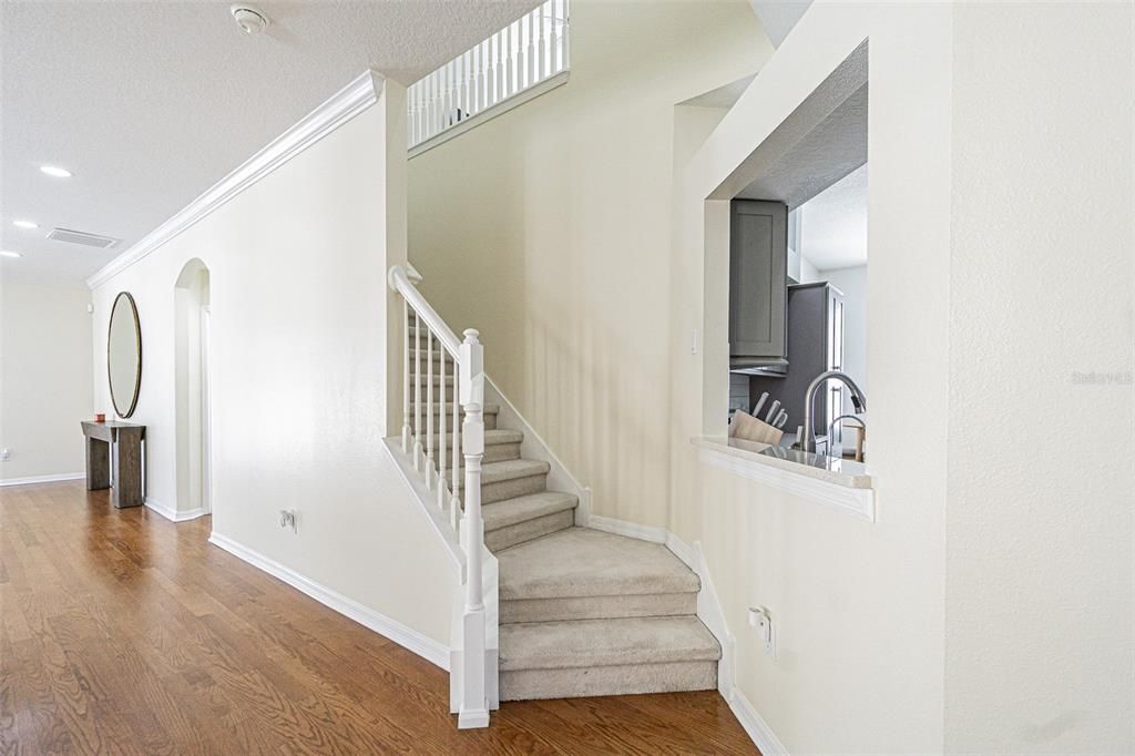 For Rent: $3,000 (4 beds, 3 baths, 2556 Square Feet)