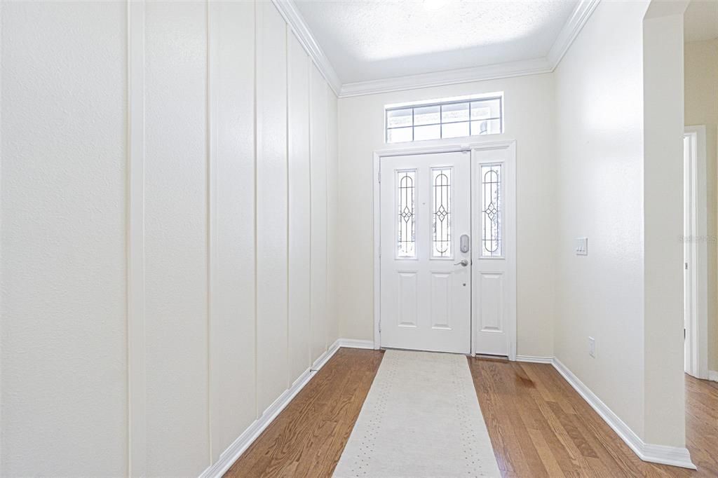 For Rent: $3,000 (4 beds, 3 baths, 2556 Square Feet)