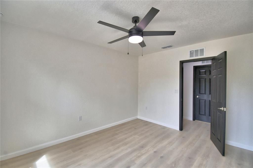 For Sale: $330,000 (4 beds, 2 baths, 2216 Square Feet)