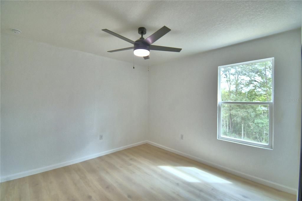 For Sale: $330,000 (4 beds, 2 baths, 2216 Square Feet)