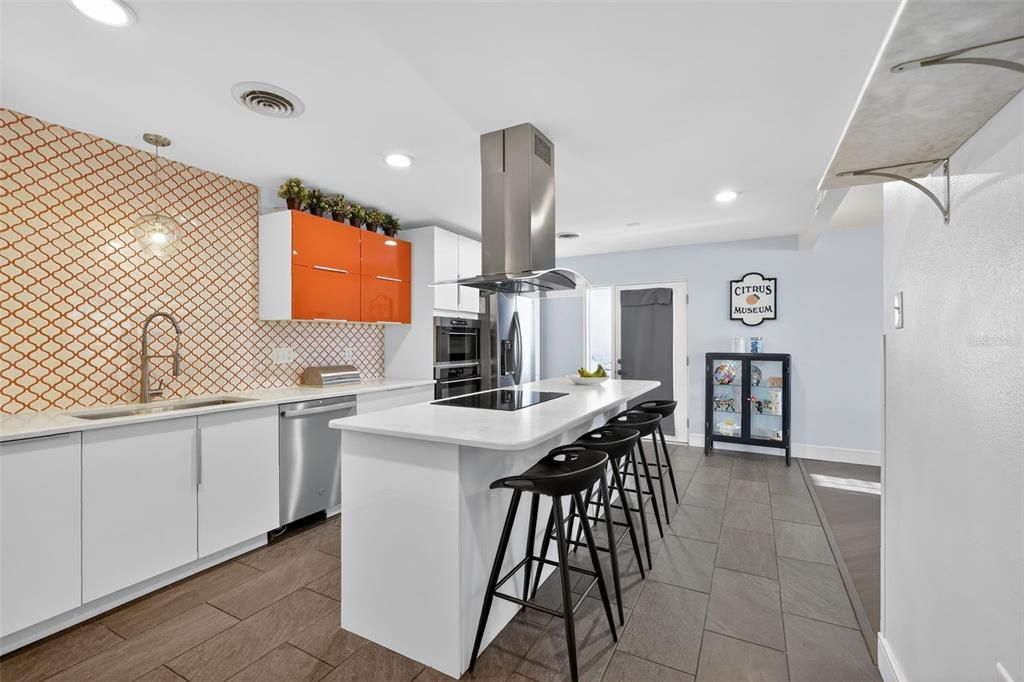 En Venta: $525,000 (4 camas, 2 baños, 2847 Pies cuadrados)