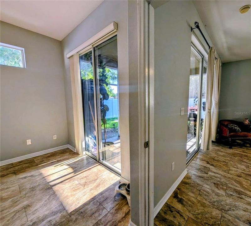 Active With Contract: $298,100 (3 beds, 2 baths, 1631 Square Feet)