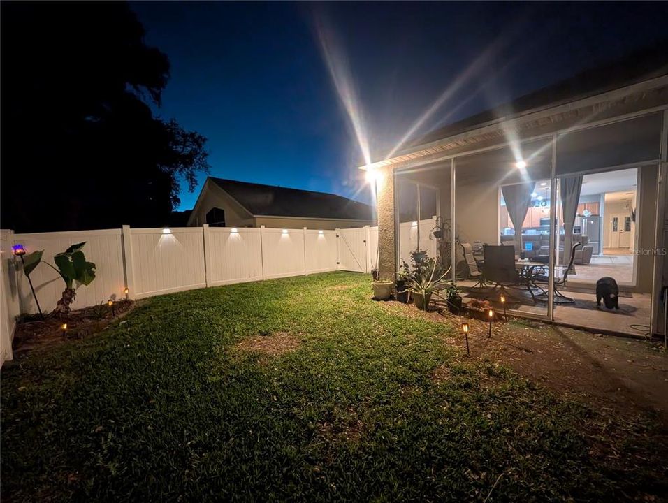 Active With Contract: $298,100 (3 beds, 2 baths, 1631 Square Feet)