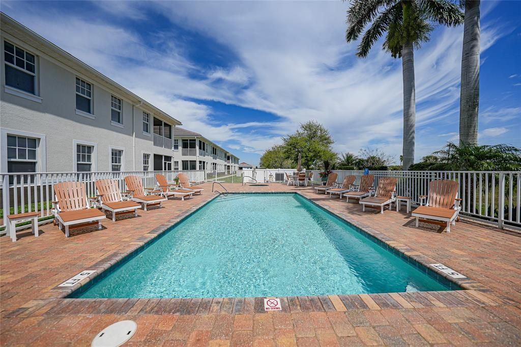 For Sale: $245,000 (3 beds, 2 baths, 1644 Square Feet)