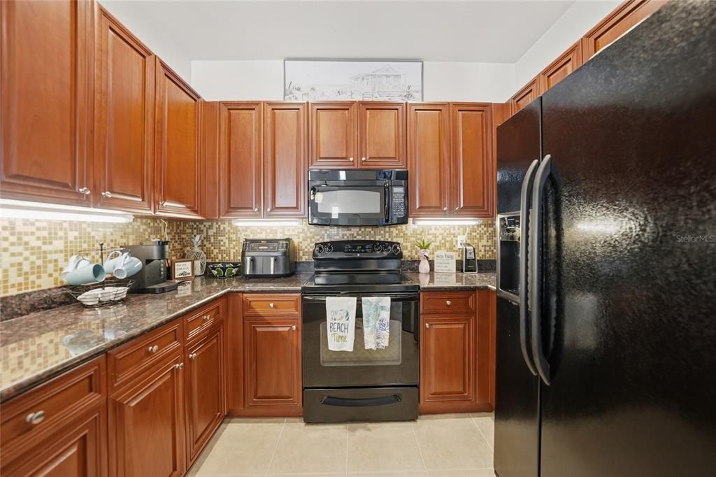 For Sale: $245,000 (3 beds, 2 baths, 1644 Square Feet)