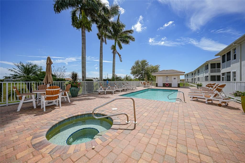For Sale: $245,000 (3 beds, 2 baths, 1644 Square Feet)