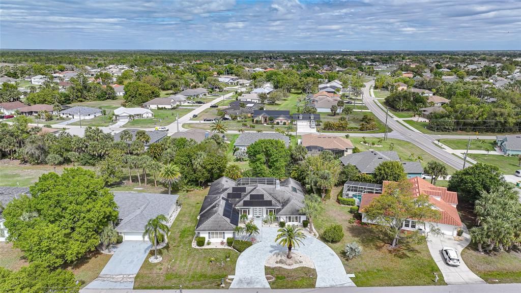 For Sale: $525,000 (4 beds, 3 baths, 2916 Square Feet)