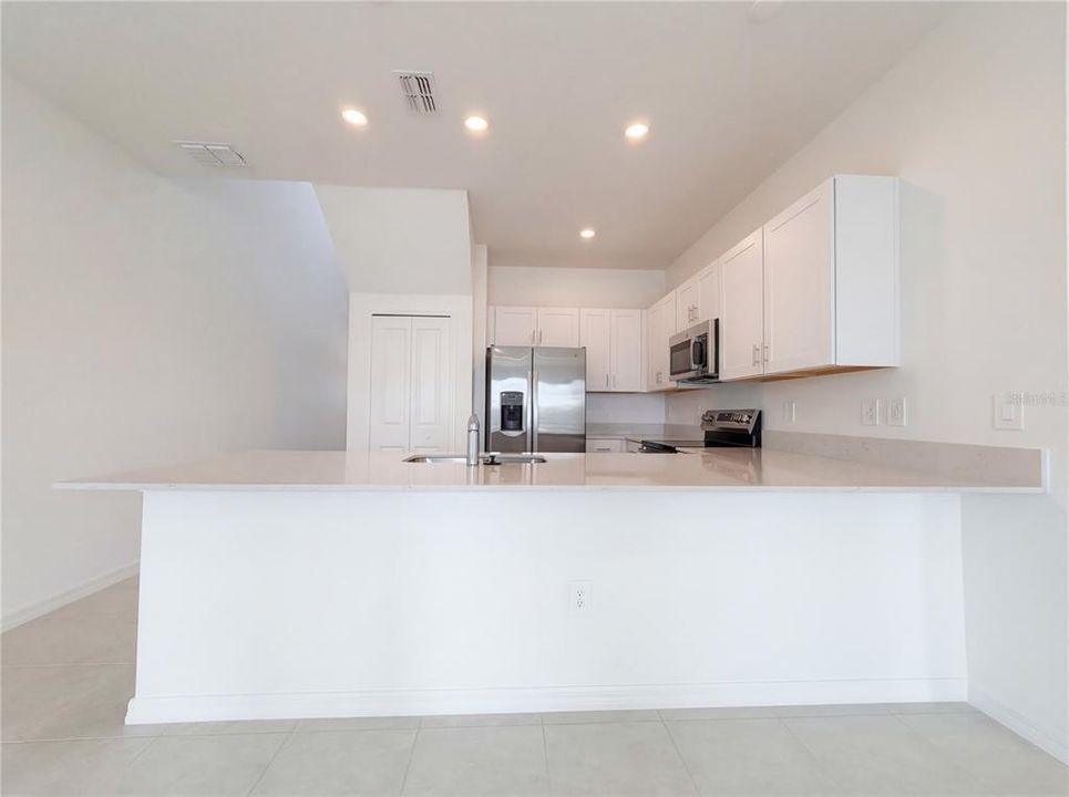 Active With Contract: $286,000 (4 beds, 2 baths, 2150 Square Feet)