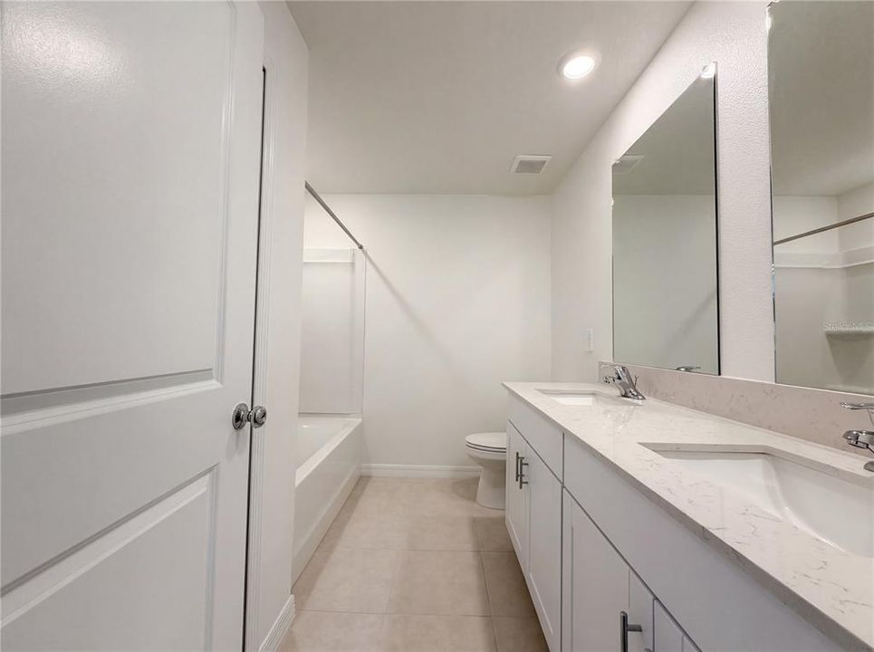 Active With Contract: $286,000 (4 beds, 2 baths, 2150 Square Feet)