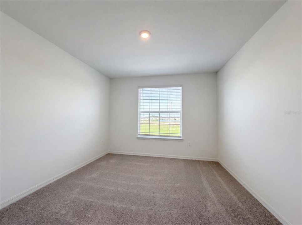 Active With Contract: $286,000 (4 beds, 2 baths, 2150 Square Feet)