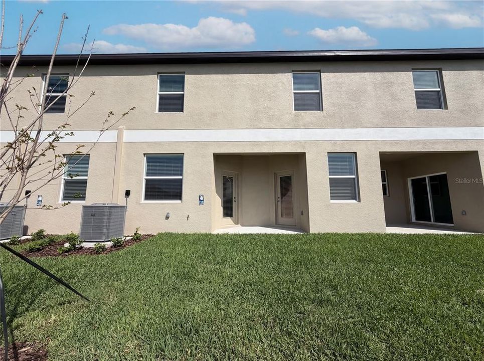 Active With Contract: $286,000 (4 beds, 2 baths, 2150 Square Feet)