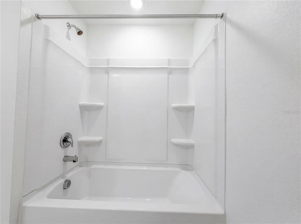 Active With Contract: $286,000 (4 beds, 2 baths, 2150 Square Feet)