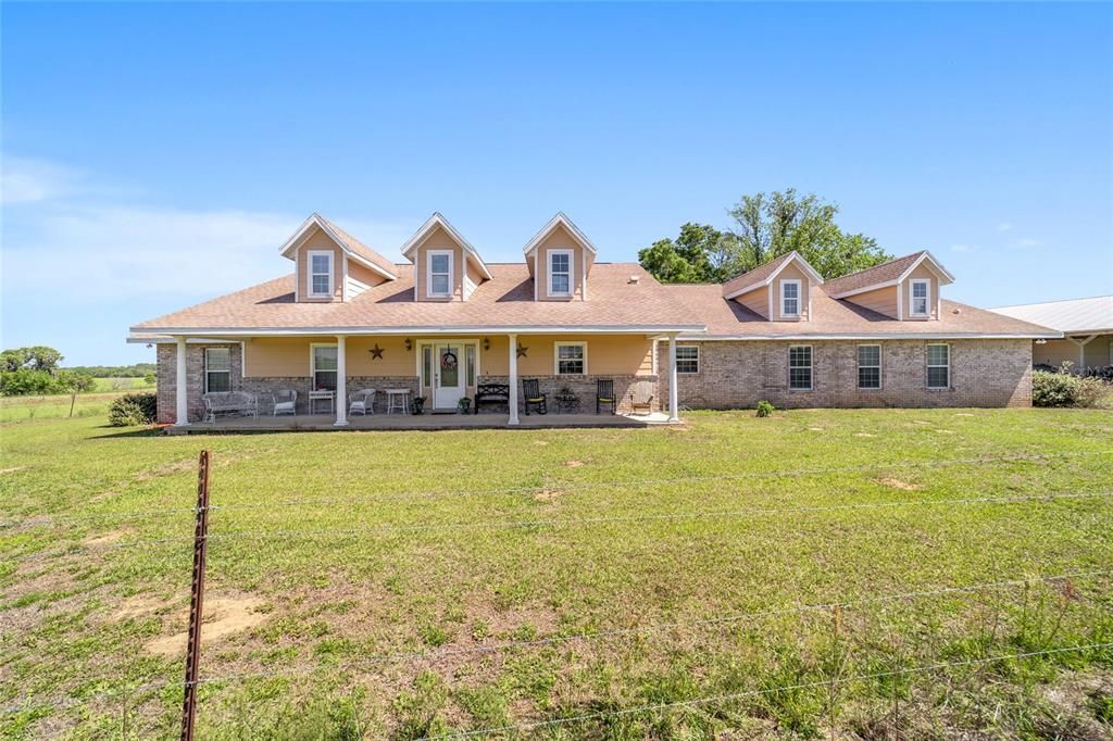 На продажу: $2,699,900 (4 спален, 3 ванн, 3713 Квадратных фут)