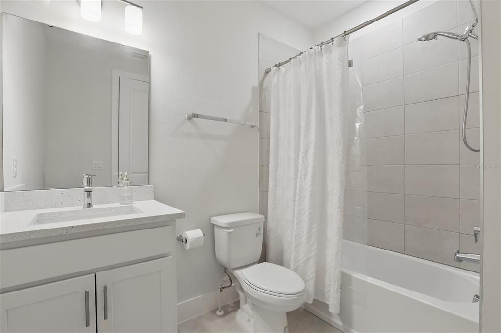 En Venta: $445,000 (3 camas, 2 baños, 1877 Pies cuadrados)