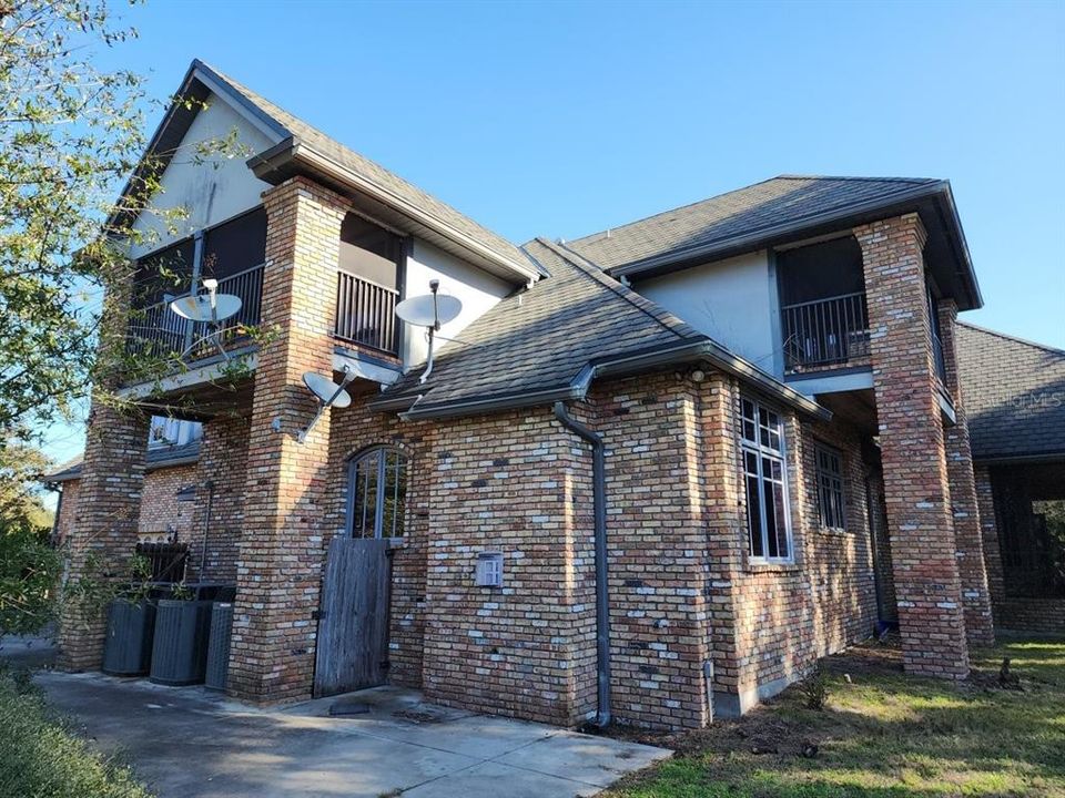 Active With Contract: $745,000 (4 beds, 3 baths, 4537 Square Feet)