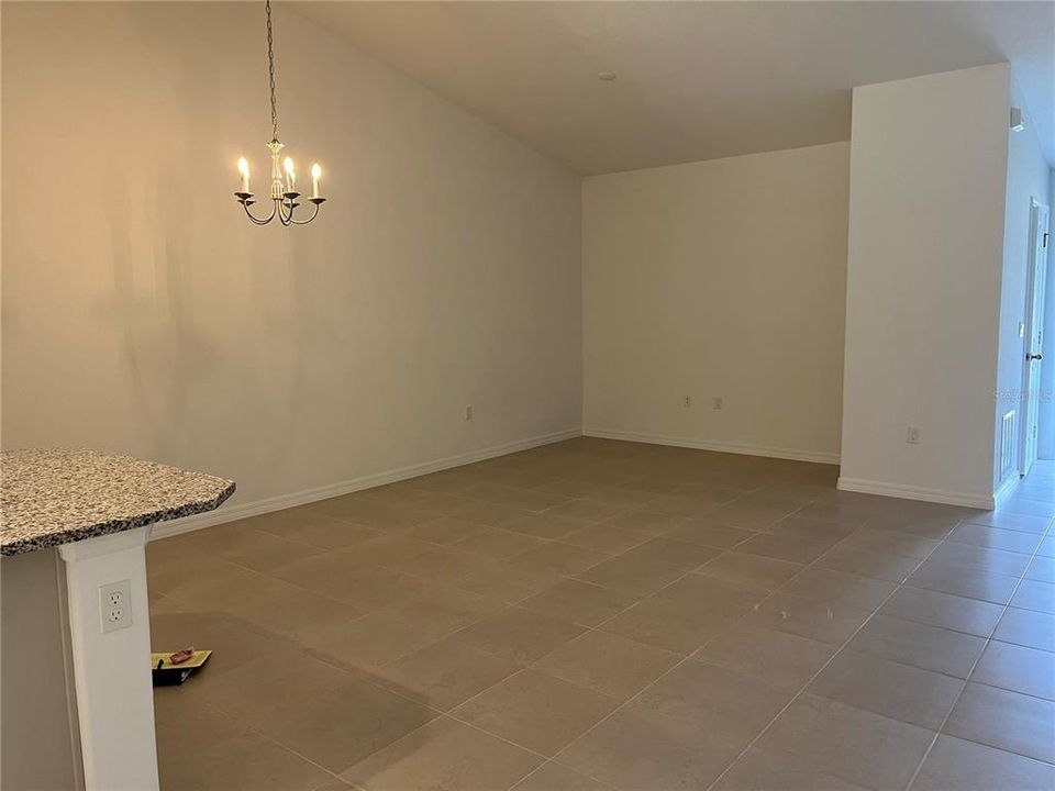 En Venta: $539,900 (6 camas, 0 baños, 2426 Pies cuadrados)