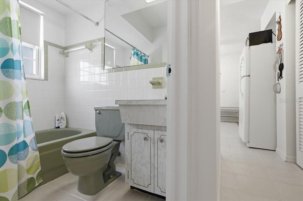 Activo con contrato: $145,900 (2 camas, 2 baños, 885 Pies cuadrados)