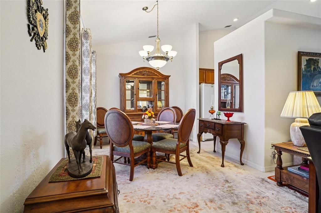 For Sale: $450,000 (3 beds, 2 baths, 1746 Square Feet)