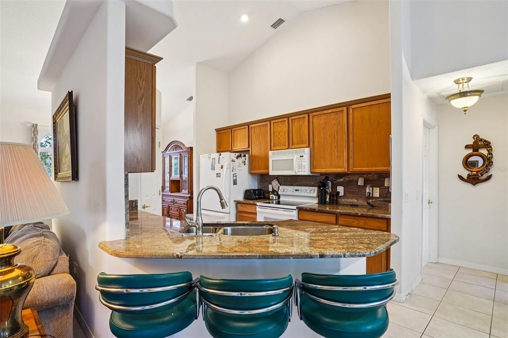 For Sale: $450,000 (3 beds, 2 baths, 1746 Square Feet)