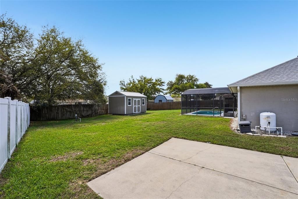 For Sale: $450,000 (3 beds, 2 baths, 1746 Square Feet)