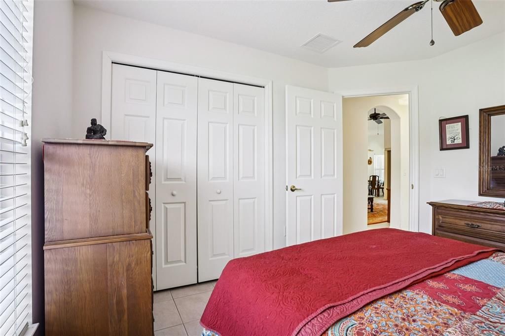 For Sale: $450,000 (3 beds, 2 baths, 1746 Square Feet)