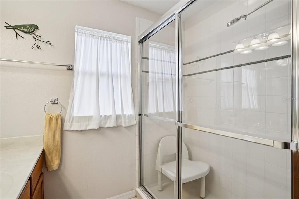 For Sale: $450,000 (3 beds, 2 baths, 1746 Square Feet)