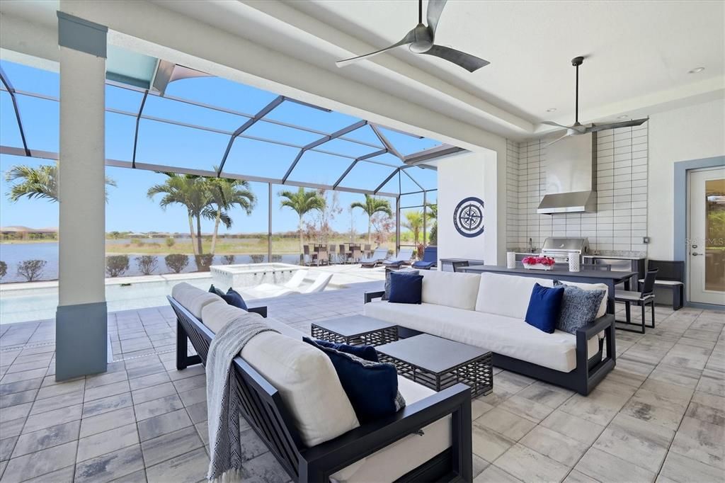 Activo con contrato: $2,695,000 (4 camas, 4 baños, 3600 Pies cuadrados)