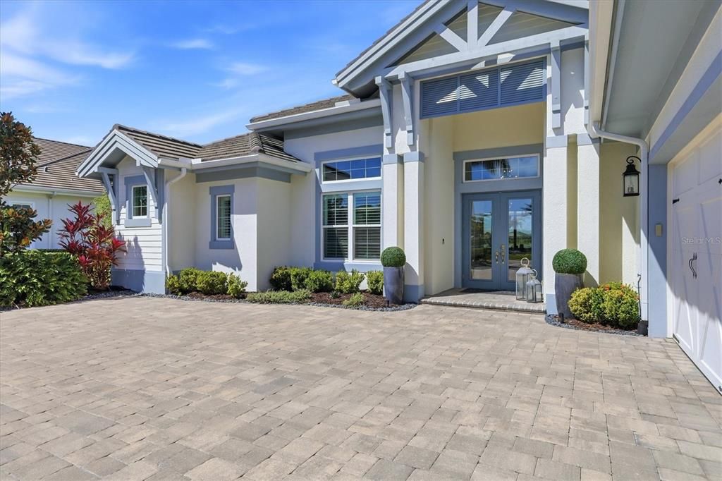 Activo con contrato: $2,695,000 (4 camas, 4 baños, 3600 Pies cuadrados)