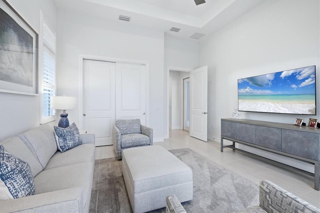 Activo con contrato: $2,695,000 (4 camas, 4 baños, 3600 Pies cuadrados)