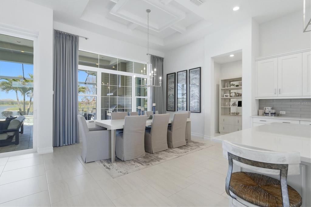 Activo con contrato: $2,695,000 (4 camas, 4 baños, 3600 Pies cuadrados)