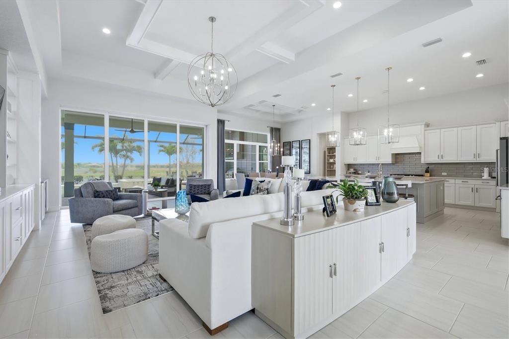 Activo con contrato: $2,695,000 (4 camas, 4 baños, 3600 Pies cuadrados)