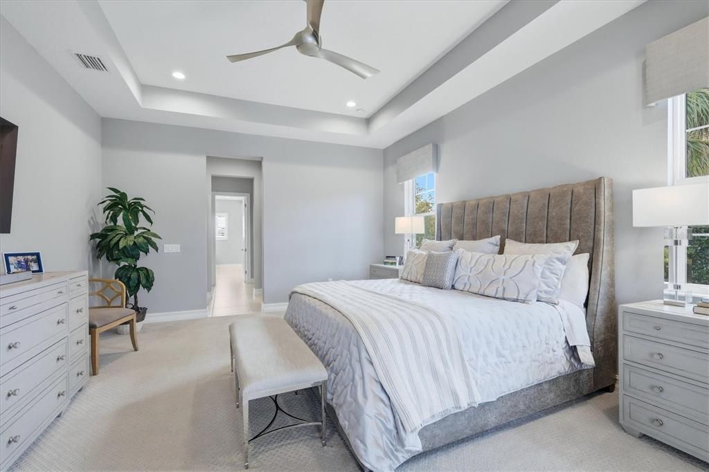 Activo con contrato: $2,695,000 (4 camas, 4 baños, 3600 Pies cuadrados)