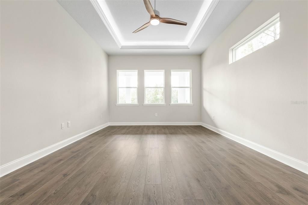 En Venta: $799,900 (3 camas, 3 baños, 2543 Pies cuadrados)