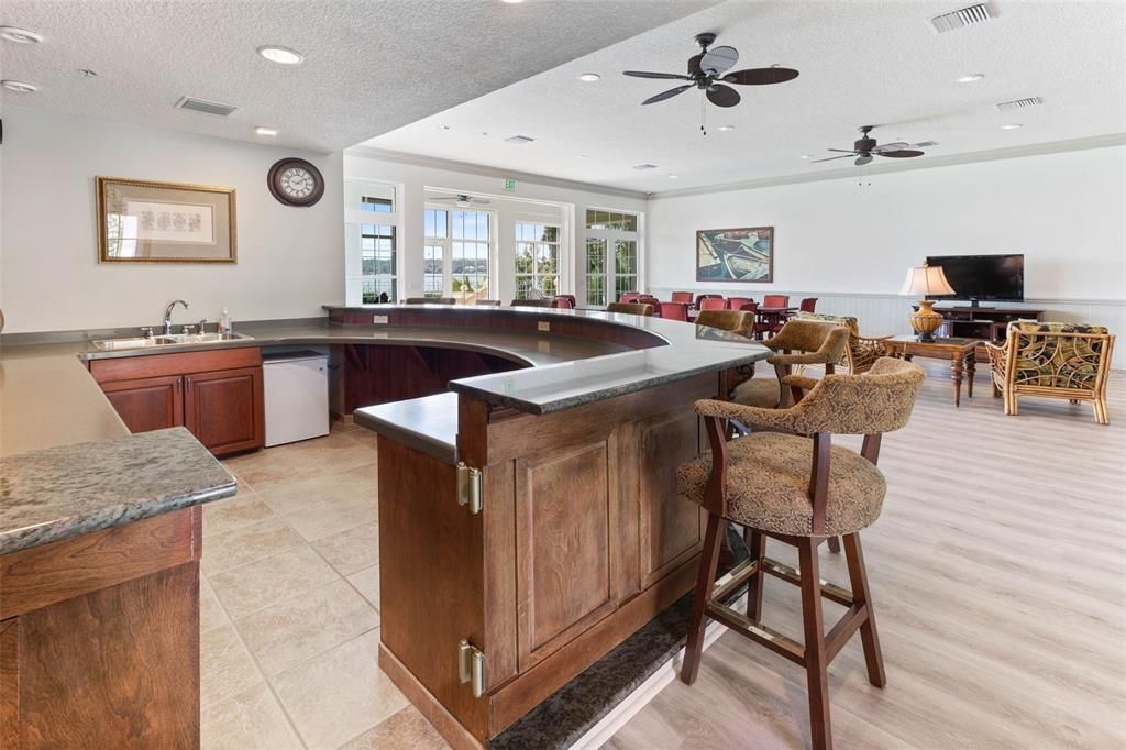 En Venta: $799,900 (3 camas, 3 baños, 2543 Pies cuadrados)