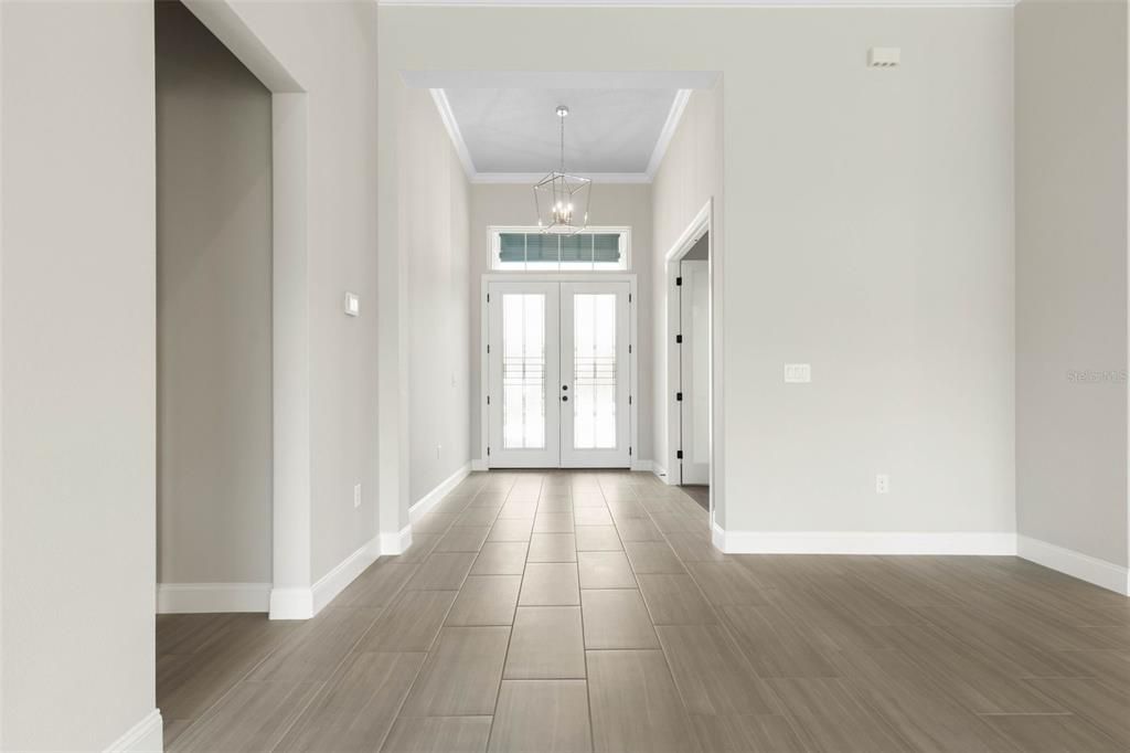 En Venta: $799,900 (3 camas, 3 baños, 2543 Pies cuadrados)