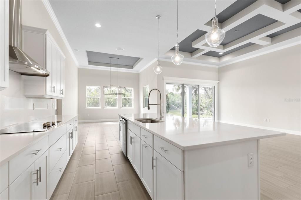 En Venta: $799,900 (3 camas, 3 baños, 2543 Pies cuadrados)