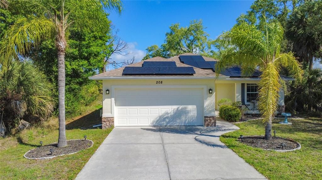 Active With Contract: $349,900 (3 beds, 2 baths, 1598 Square Feet)