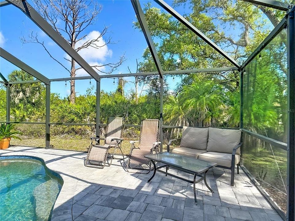 Active With Contract: $349,900 (3 beds, 2 baths, 1598 Square Feet)