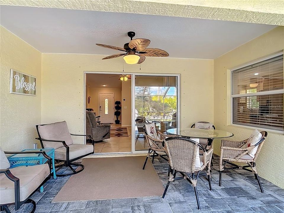 Active With Contract: $349,900 (3 beds, 2 baths, 1598 Square Feet)