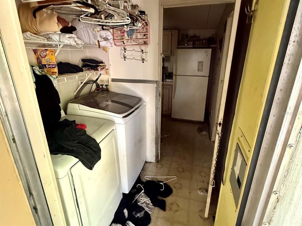 На продажу: $115,000 (2 спален, 2 ванн, 924 Квадратных фут)