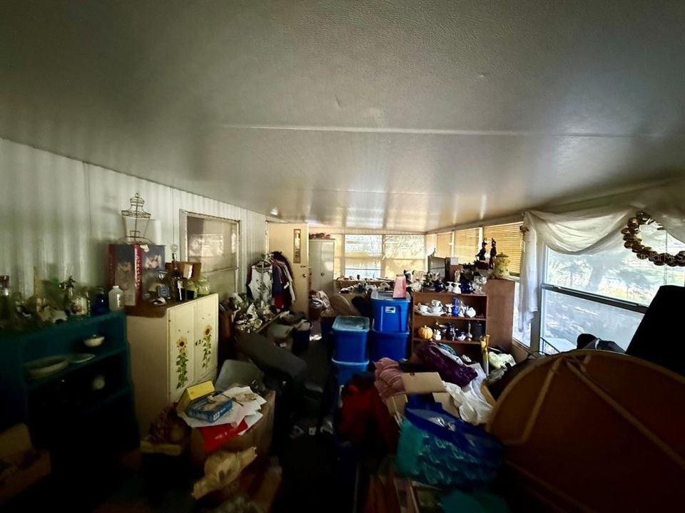 На продажу: $115,000 (2 спален, 2 ванн, 924 Квадратных фут)