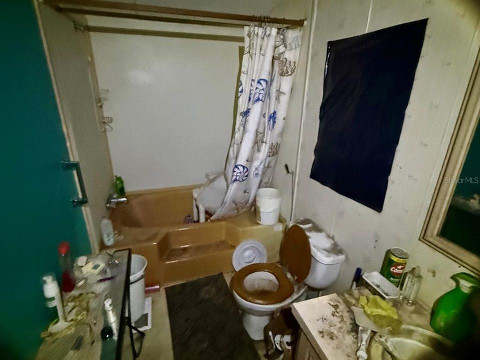 На продажу: $115,000 (2 спален, 2 ванн, 924 Квадратных фут)