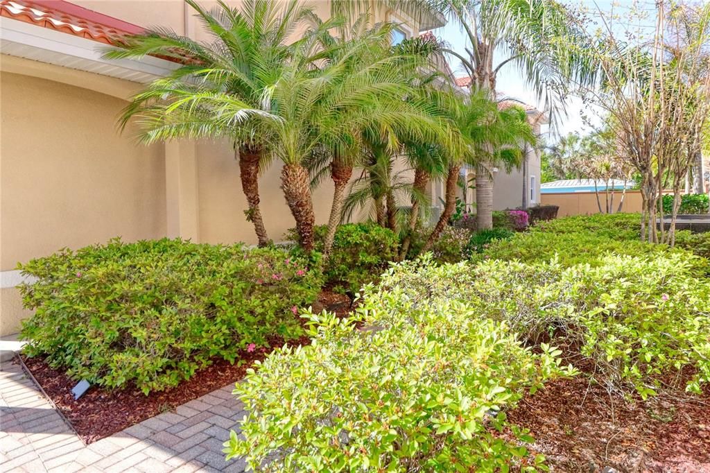 待售: $425,000 (3 贝兹, 2 浴室, 1965 平方英尺)